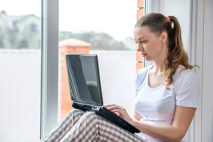 Girl on laptop